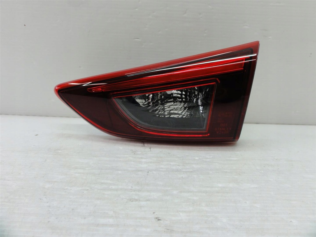 MAZDA CX3 CX3 PRAWA LAMPA TYŁ LED KLAPA ORYGINAŁ