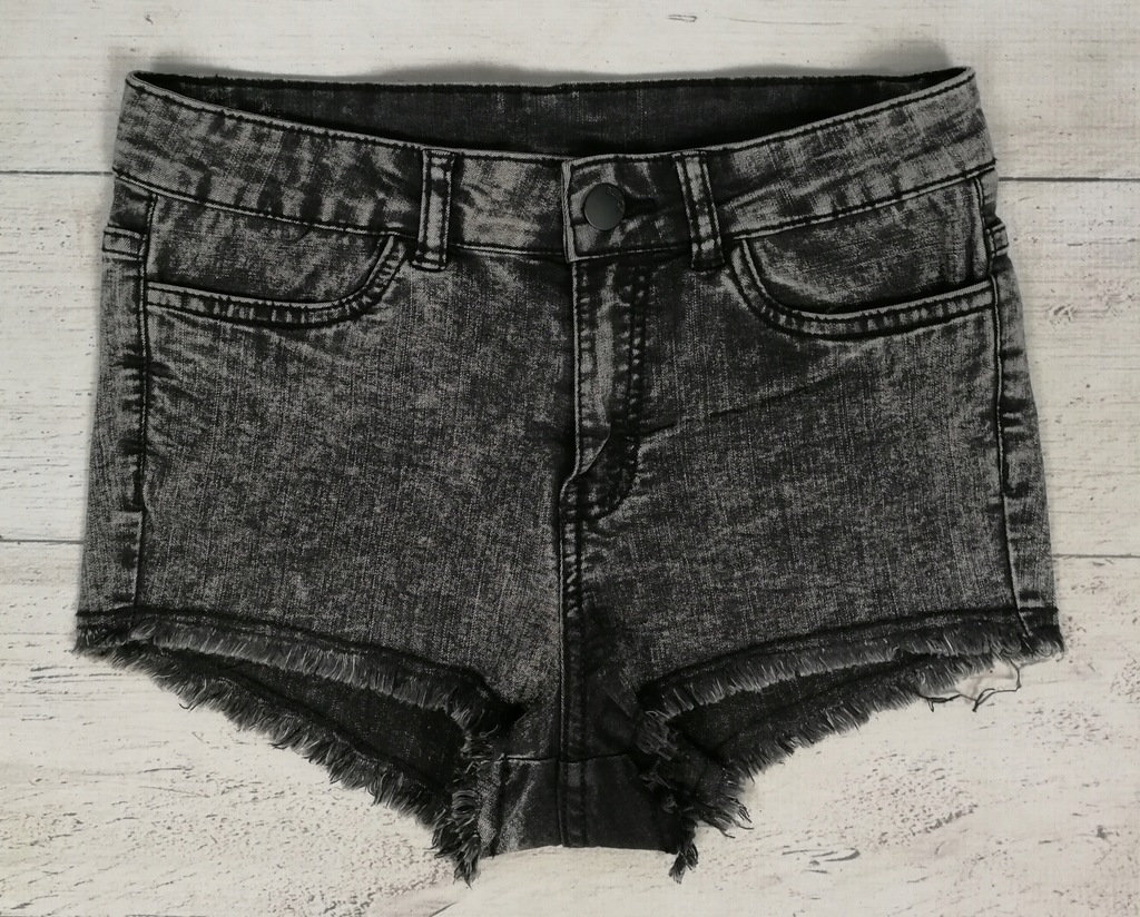 H&M_damskie szorty jeansowe_czarny marmurek_34