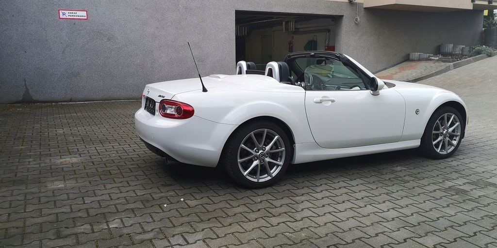 Купить MAZDA MX-5 III (NC) 2.0 160 л.с. Автомат 42 000 км!!!: отзывы, фото, характеристики в интерне-магазине Aredi.ru