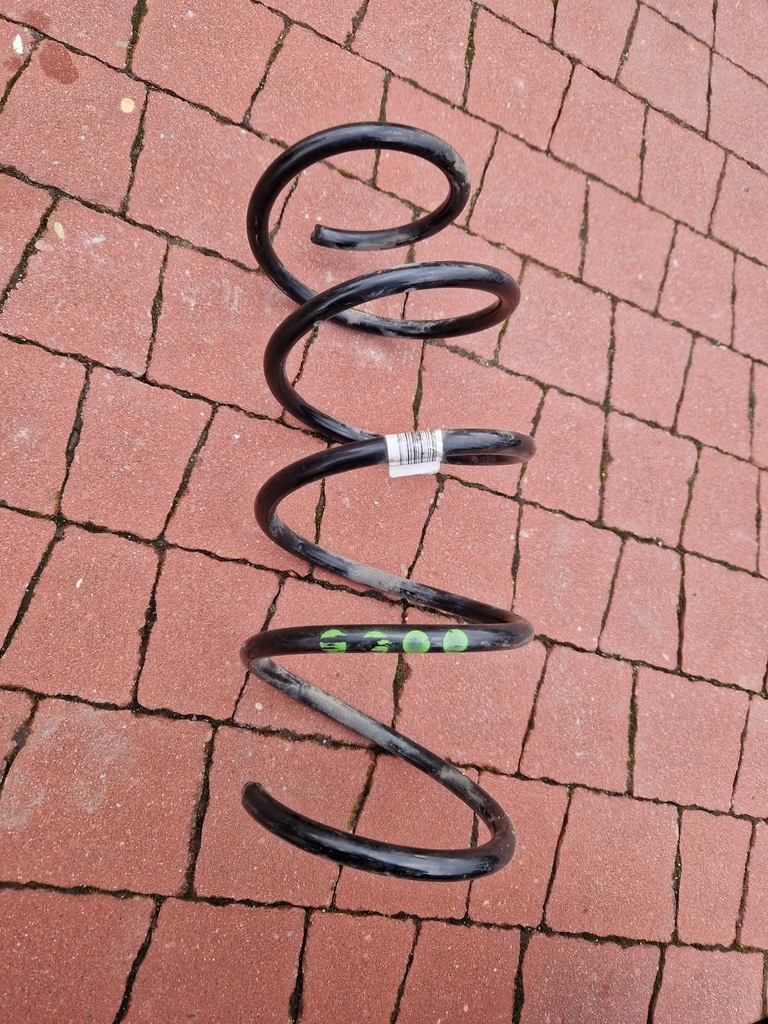 SPRĘŻYNA ZAWIESZENIA PRZEDNIA MERCEDES CLA W118