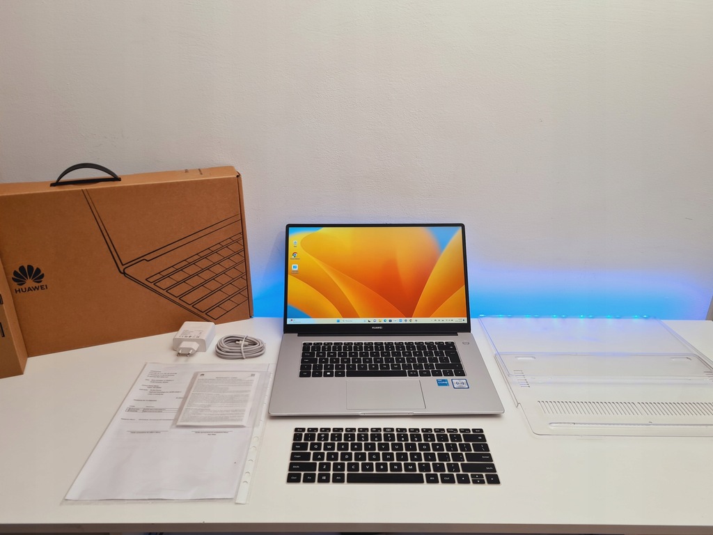 Multimedialny laptop Huawei Matebook D15 + ubezpieczenie do 09.2025