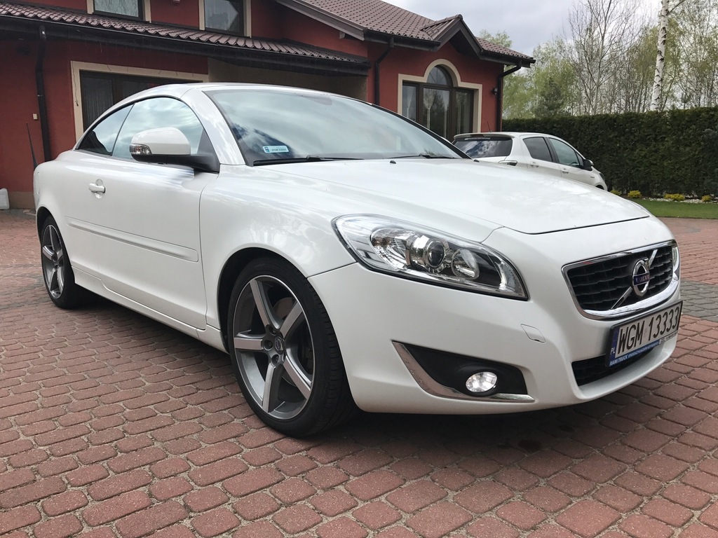 VOLVO C70 kabriolet D3 150 KM