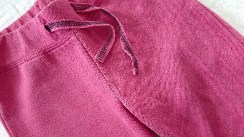 5-10-15 różowe spodnie/dresy rozmiar 104