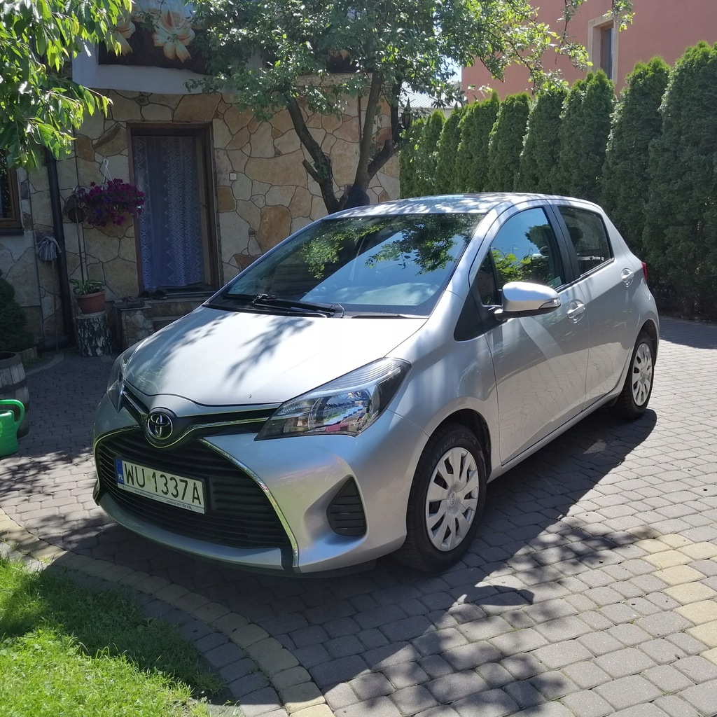 Toyota Yaris, 2Kpl Opon, Czujniki Cofania. - 8124770687 - Oficjalne Archiwum Allegro