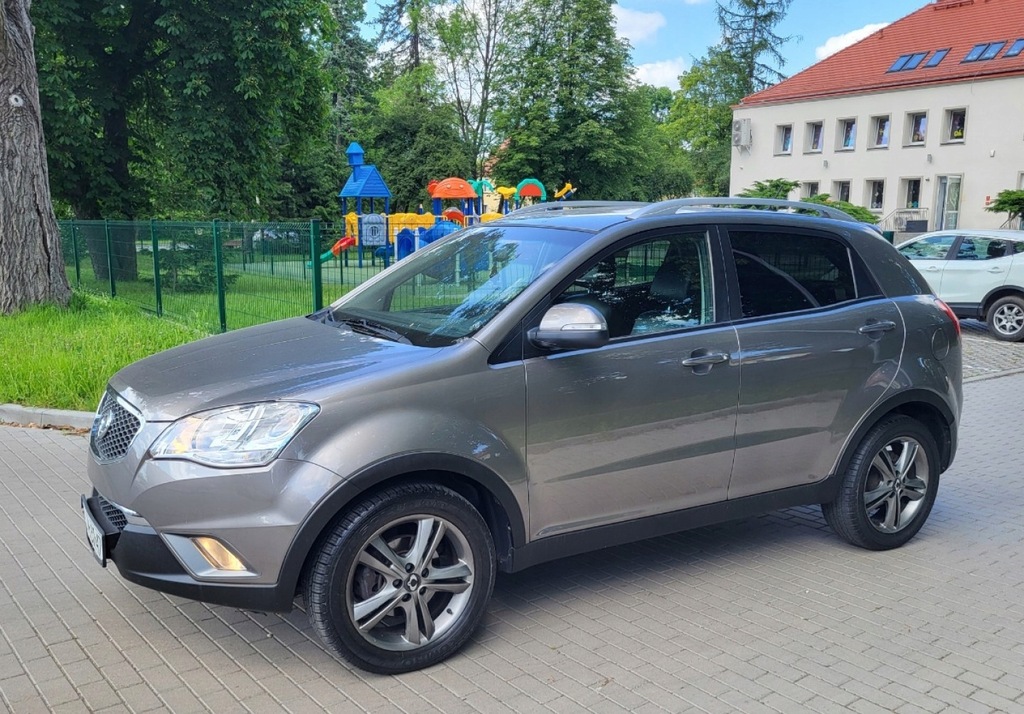 SsangYongKGM Korando Zarejestrowany maly przebieg 4x4 2.0 Diesel 176KM