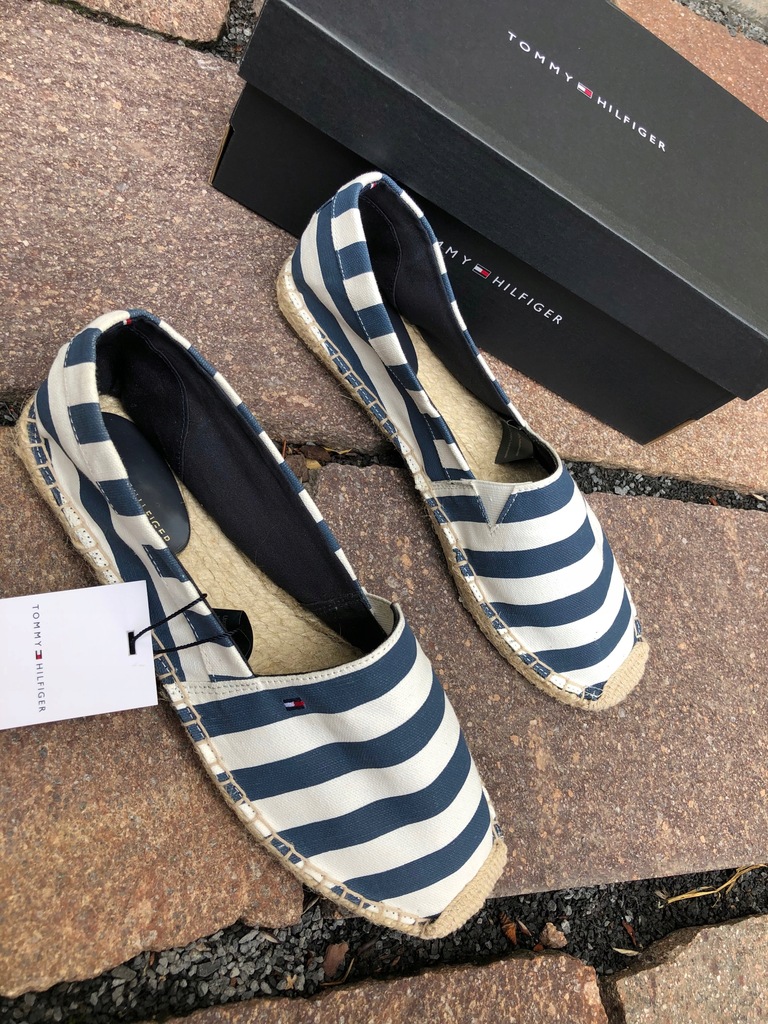 TOMMY HILFIGER - ESPADRYLE MARINE W PASKI LOGO 39