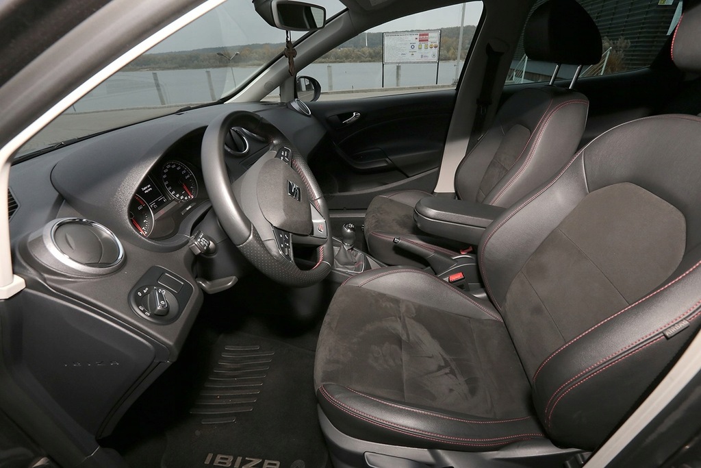Купить Seat Ibiza FR 1.4 TDI 105 HP XENON LED CameraSkora: отзывы, фото, характеристики в интерне-магазине Aredi.ru