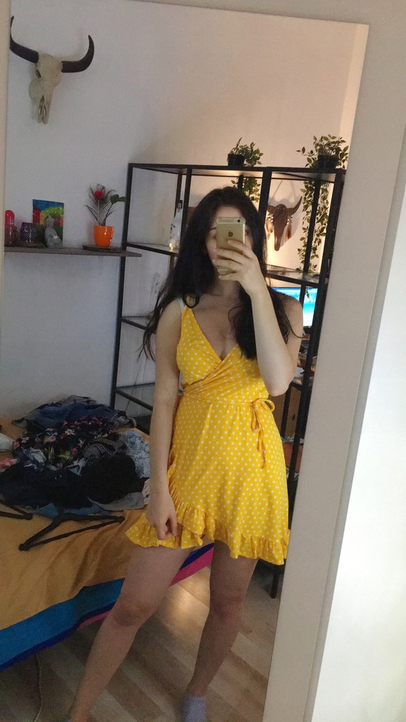 Sukienka Cropp żółta w kropki