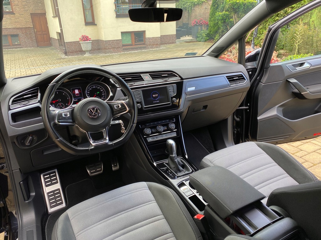 Купить VW TOURAN 2.0 TDI 190 л.с. DSG САЛОН ПОЛЬША R-LINE: отзывы, фото, характеристики в интерне-магазине Aredi.ru
