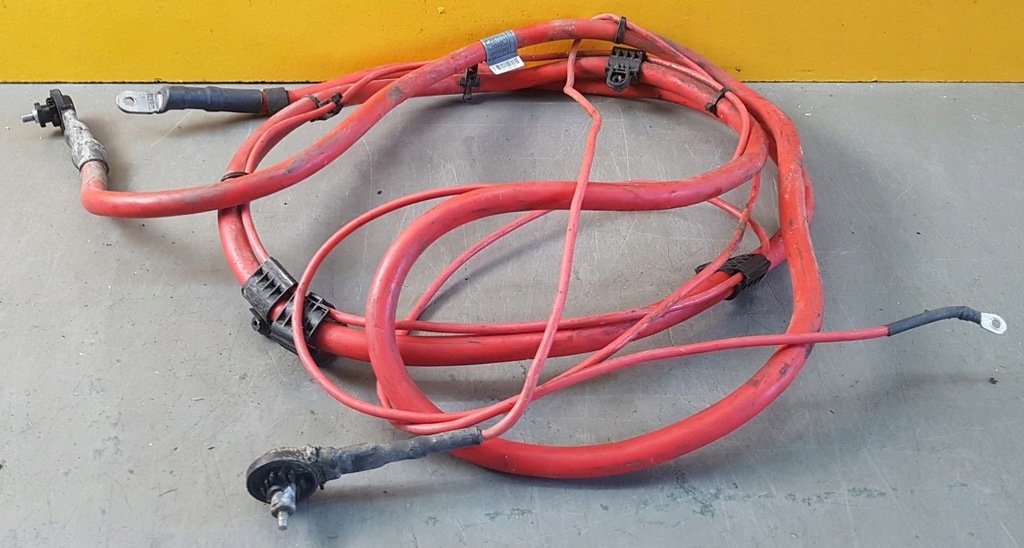 KABEL PLUSOWY AKUMULATORA BMW E90 9133071 10184624339