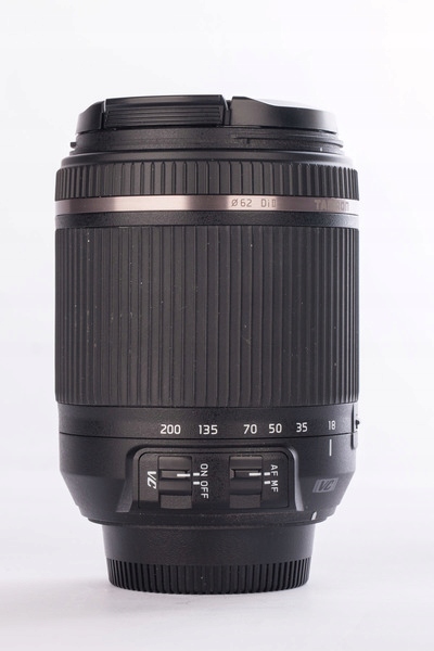 Używany obiektyw Tamron 18-200 mm F/3,5-6,3 VC DI II do Nikona