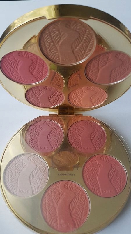 TARTE Blush Bazaar Palette Paleta róż 2,4g x 10