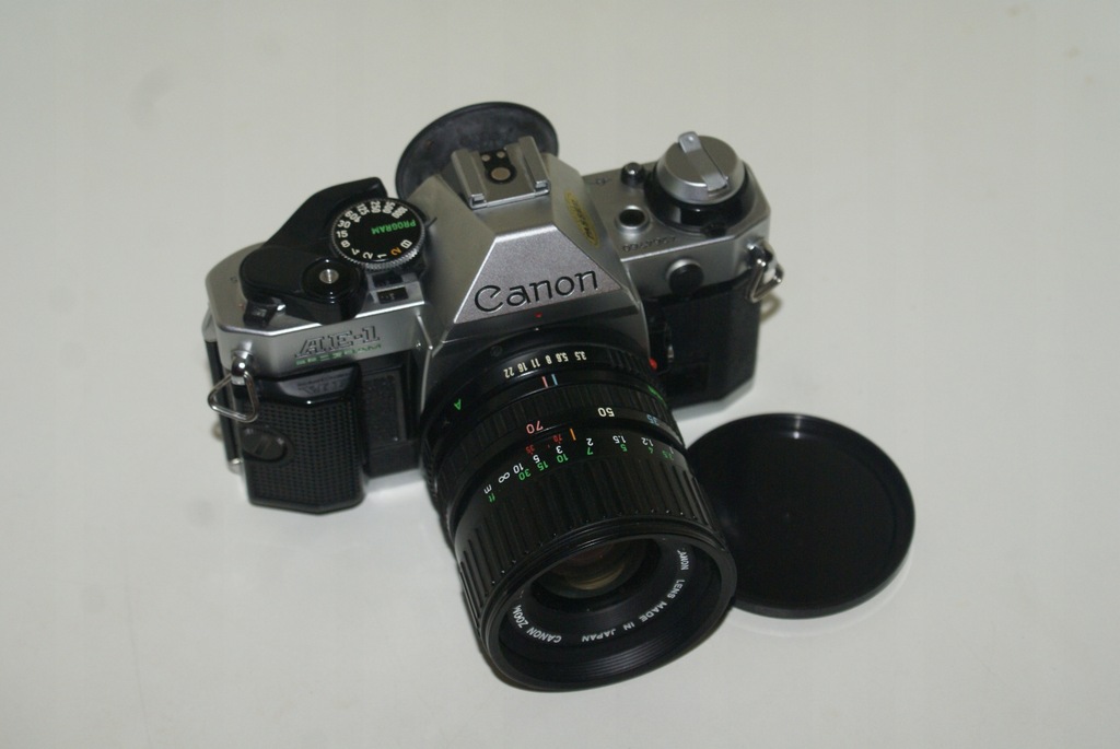 Canon AE 1 Program Lens Canon 35-70mm 1:3,5-4,5