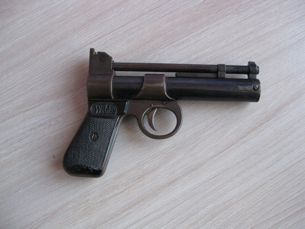 Stara wiatrówka pistolet Webley & Scott Junior 177