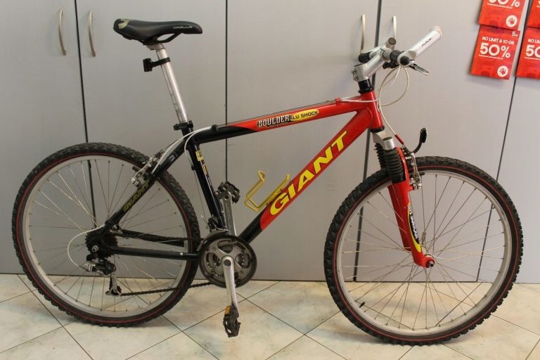 Giant boulder shock new arrivals