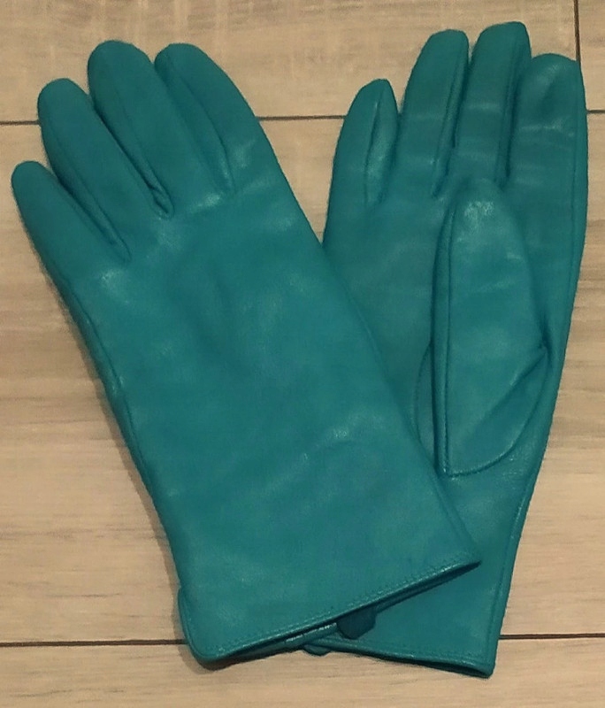 Markowe niebieskie skórzane rękawiczki