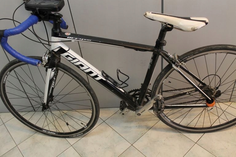 ROWER KOLARZÓWKA GIANT DEFY NA ALUMINIOWJ RAMIE