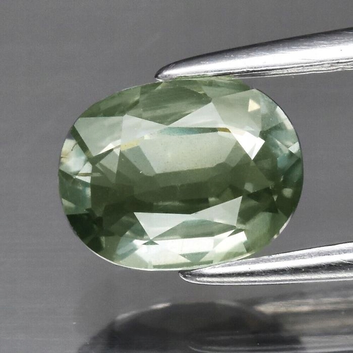 Szafir naturalny 1.08ct certyfkatyfikat INWESTYCJA