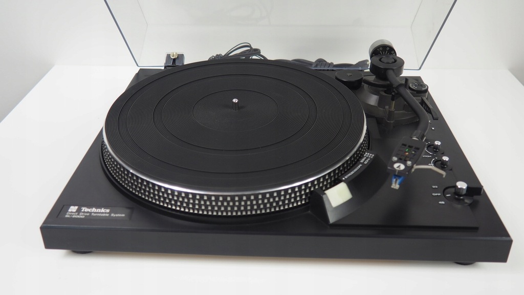 Gramofon Technics SL-2000