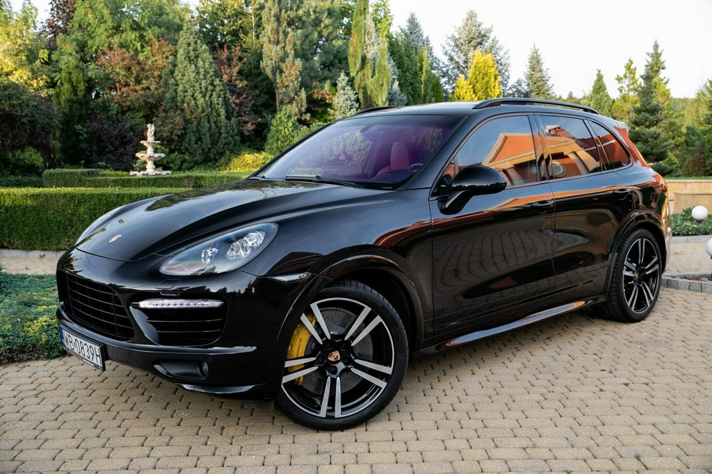 Porsche Cayenne Turbo S. Salon PL. Nowy 1 mln zł