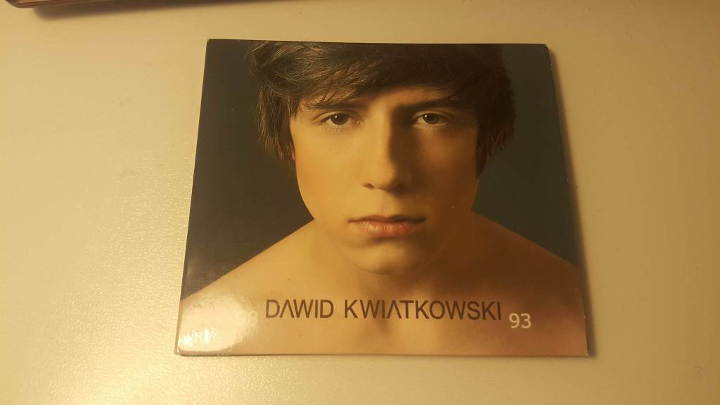 Płyta Dawida Kwiatkowskiego "9893" z plakatem