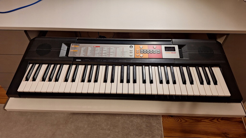 Keyboard YAMAHA PSR-F50, 61 klawiszy - 5 oktaw. Stan idealny - OKAZJA.