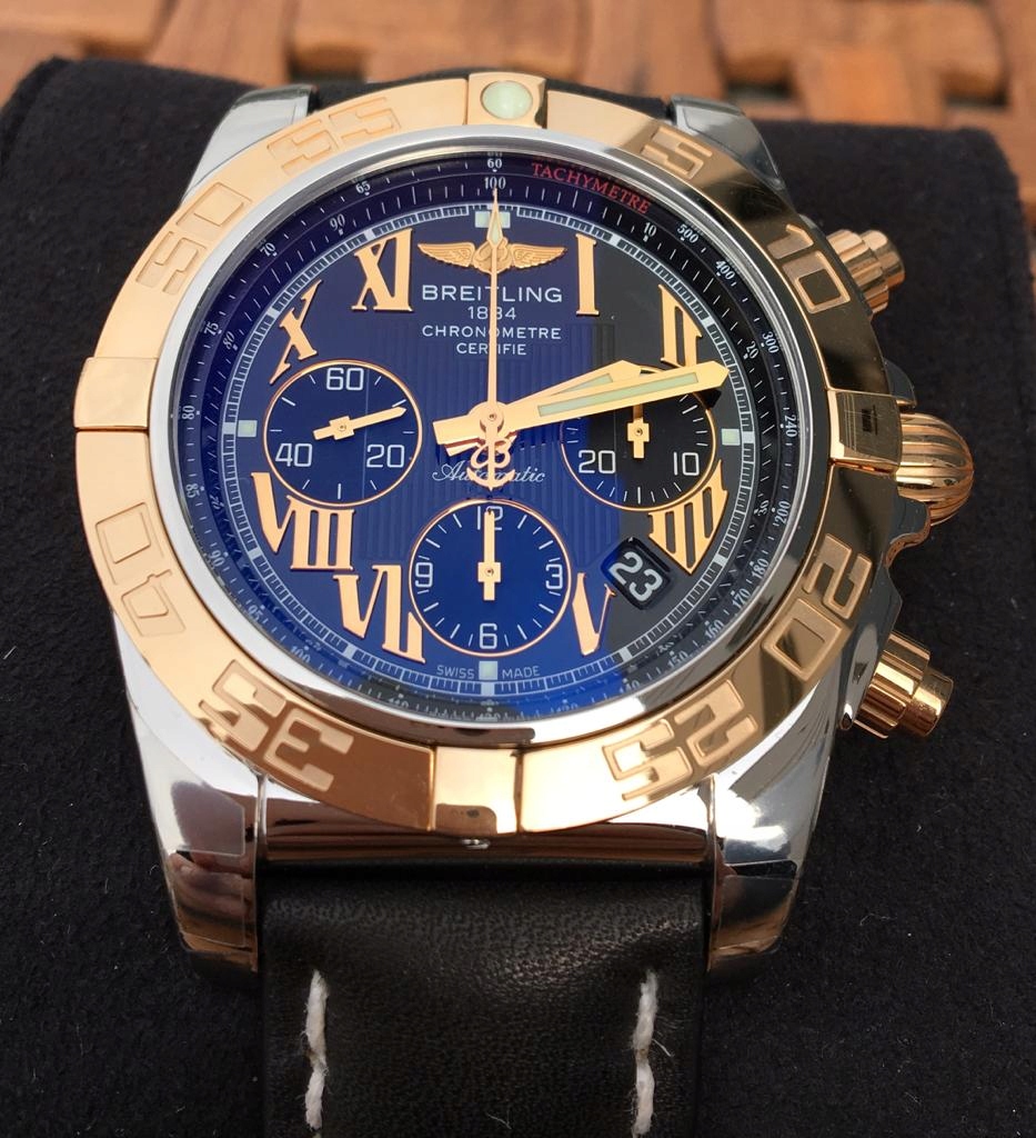 BREITLING CHRONOMAT 44 -B01