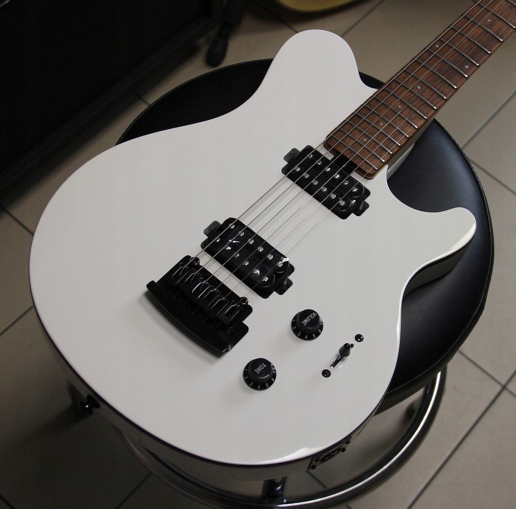 Gitara Sterling by Music Man Axis AX 3 S WH - nowa/pęknięcie lakieru!