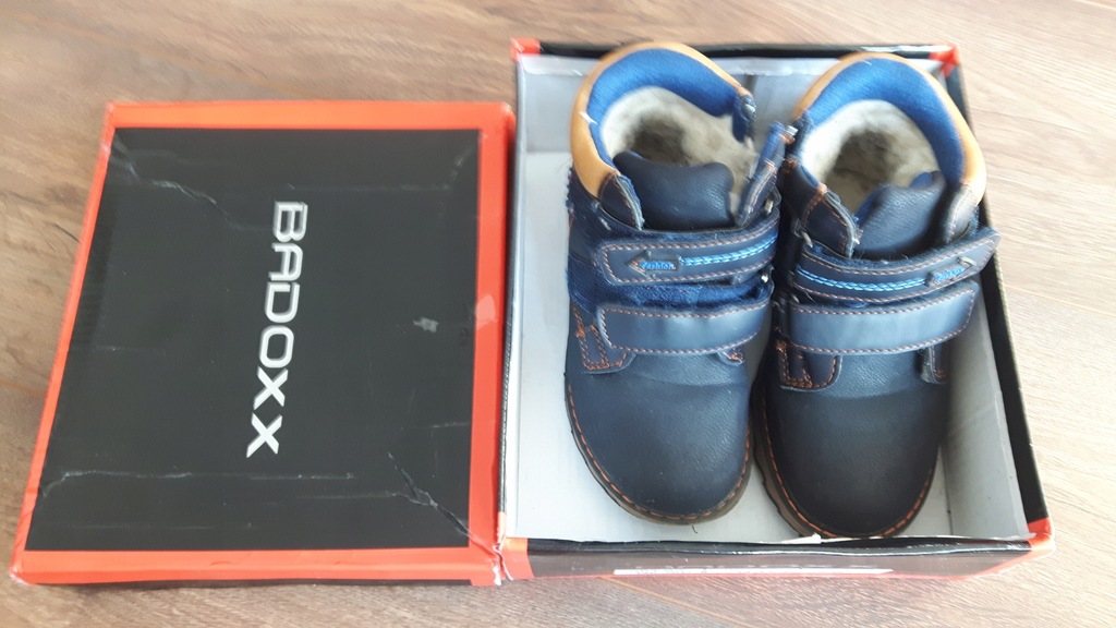 Buty zimowe dla dziecka Badoxx roz. 26