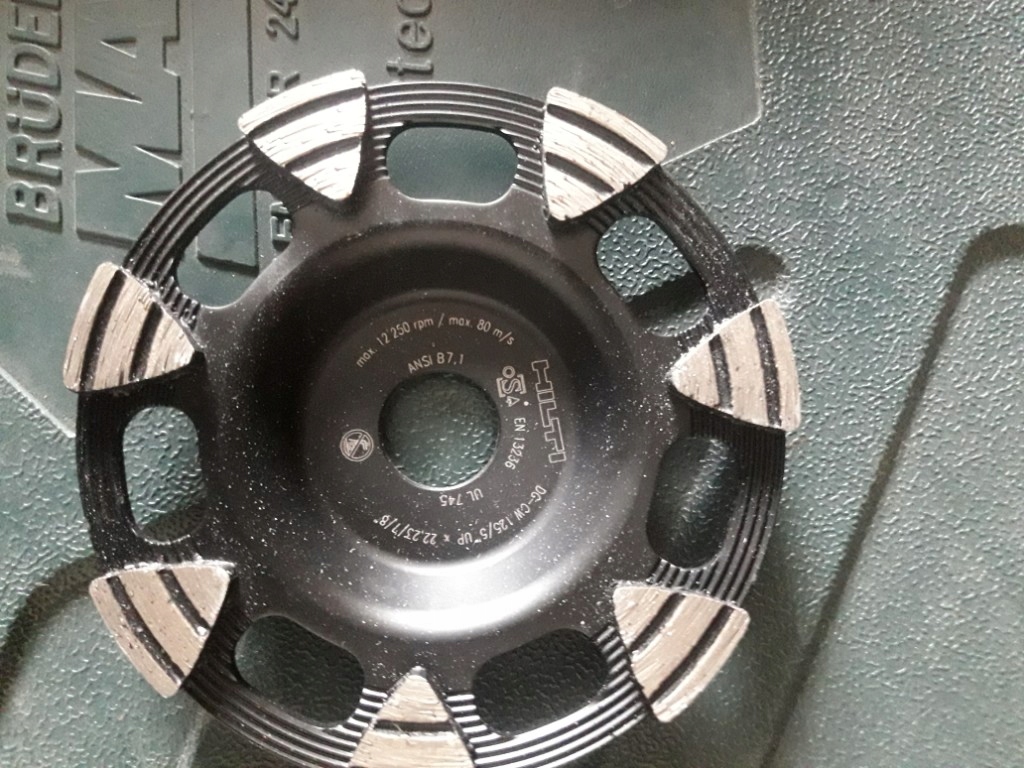 tarcza garnkowa hilti 125