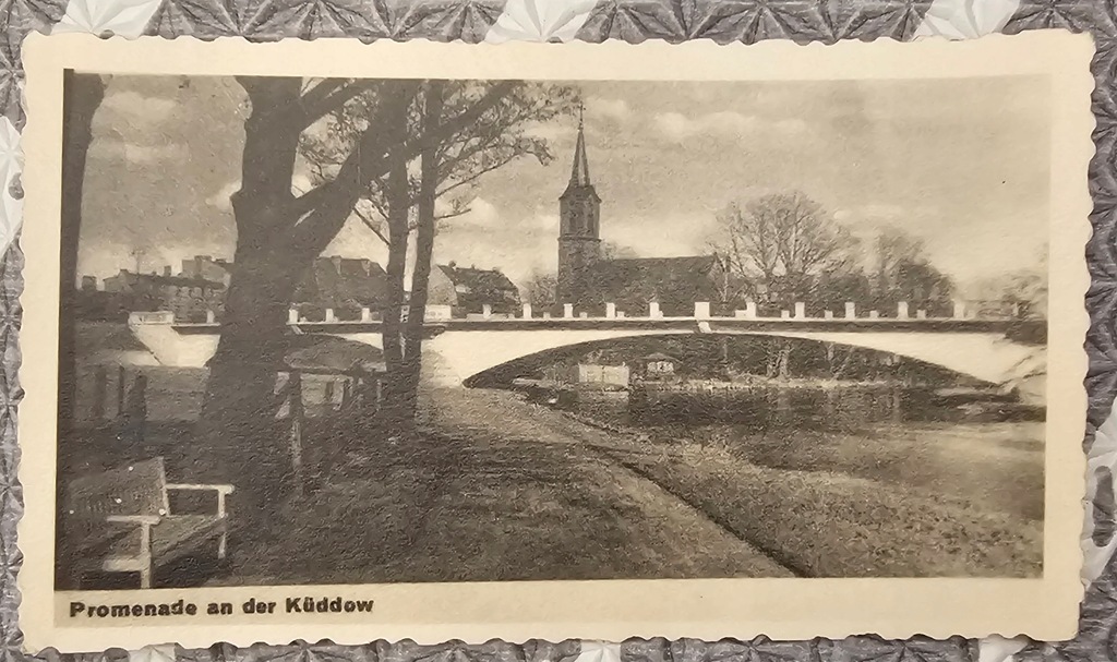 Schneidemühl Piła promenada Foto kościół