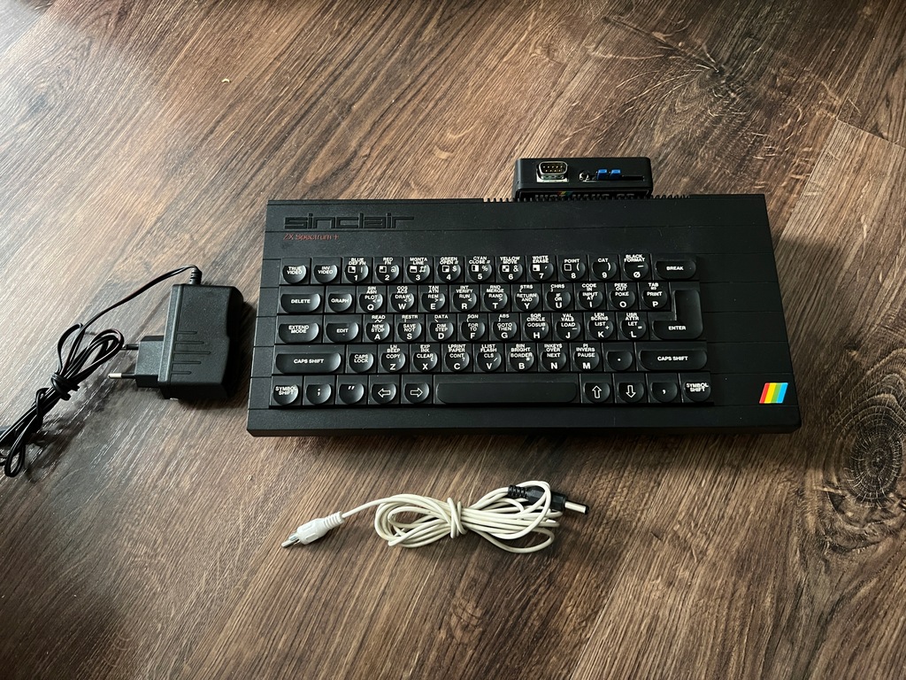 Komputer ZX SPECTRUM+ sprawny z JUST NANO SD