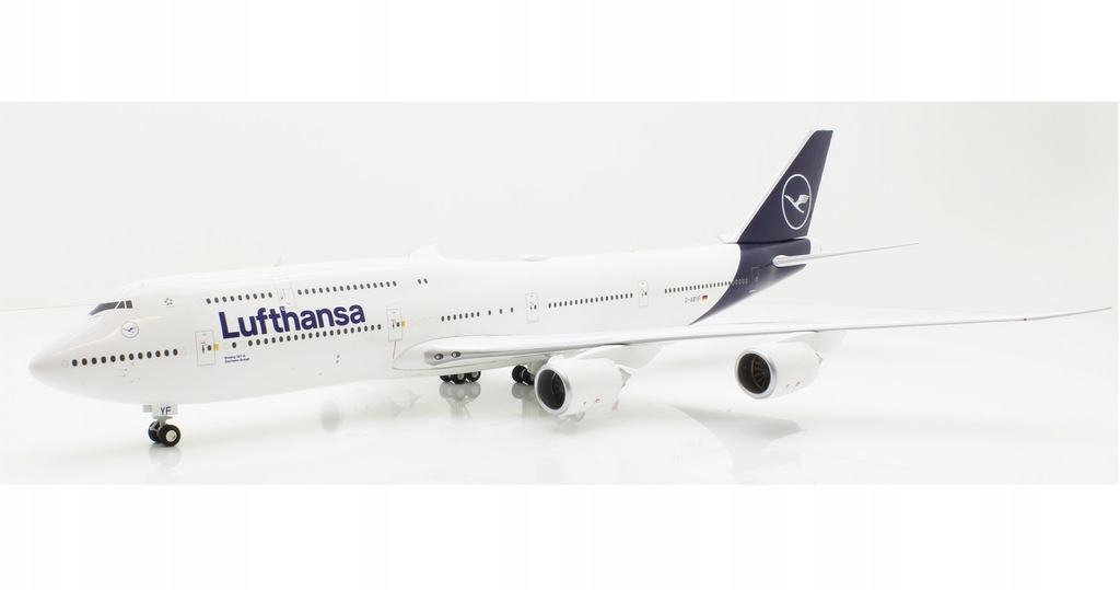 Купить Модель самолета Boeing 747-8i Lufthansa Herpa 1:200: отзывы, фото, характеристики в интерне-магазине Aredi.ru