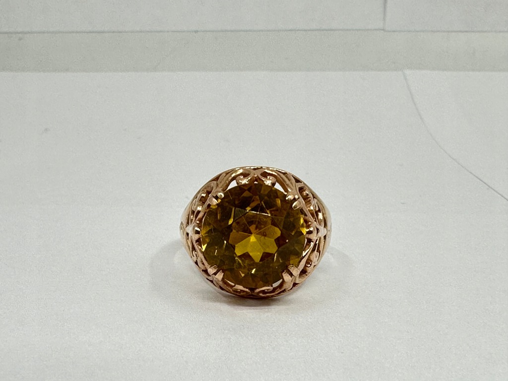 Złoty pierścionek z żółtym kamieniem próba 585