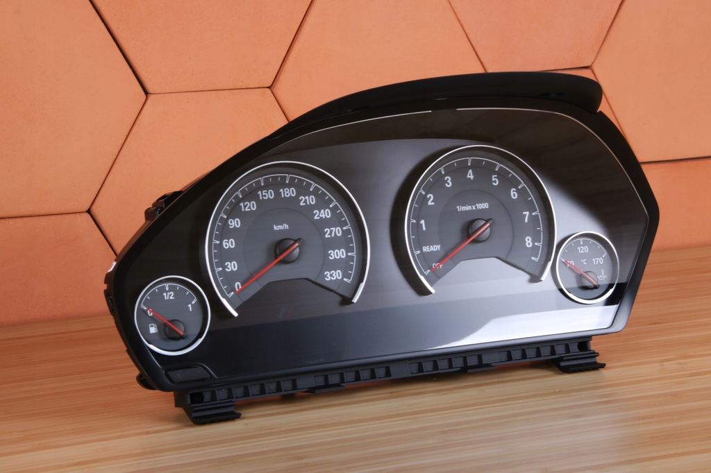 BMW M3 F80, M4 F82 LICZNIK ZEGARY EU HUD 8089836 - 12575229699 ...