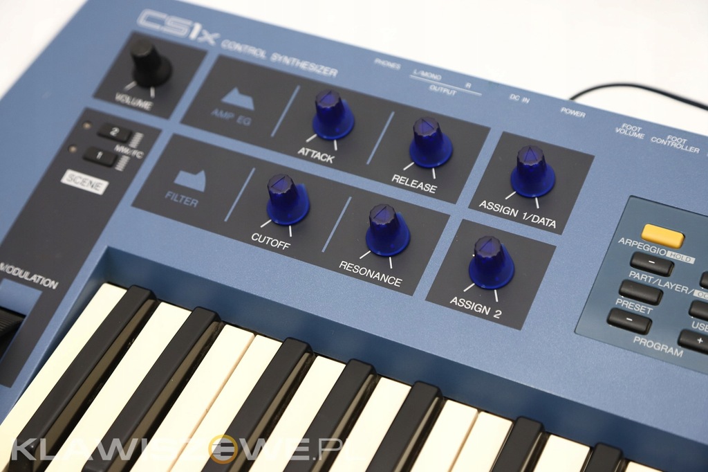 YAMAHA CS1x SYNTEZATOR KLASYK | SKLEP - 13929855219 - oficjalne
