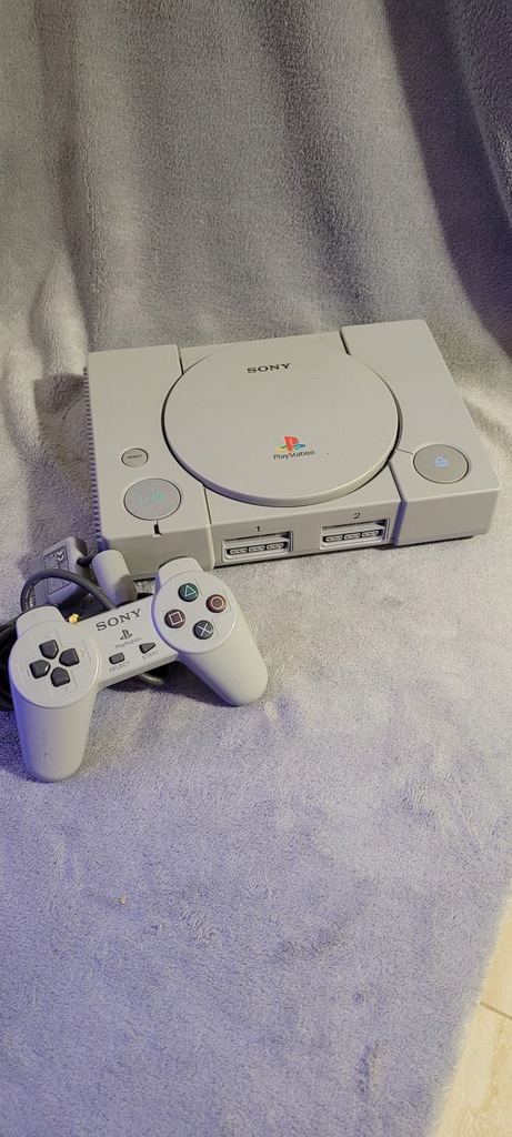 Konsola PlayStation 1 SCPH-9002