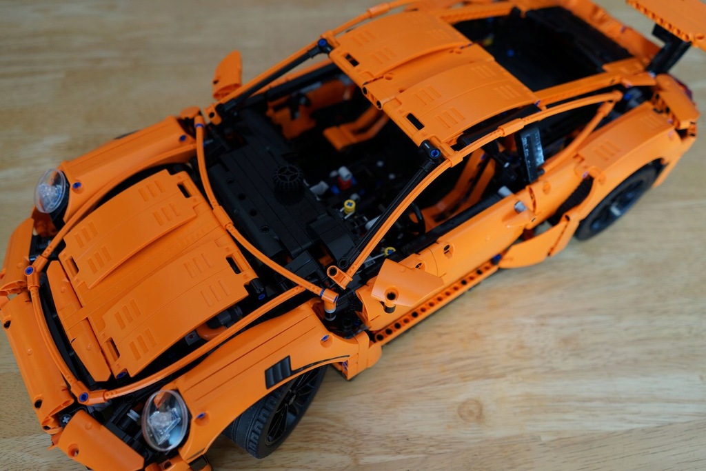 LEGO TECHNIC Porsche 911 GT3 RS MOC-8003