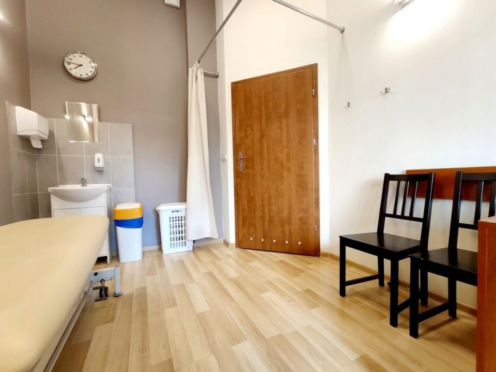 Komercyjne, Jaworzno, Śródmieście, Podwale, 14 m²