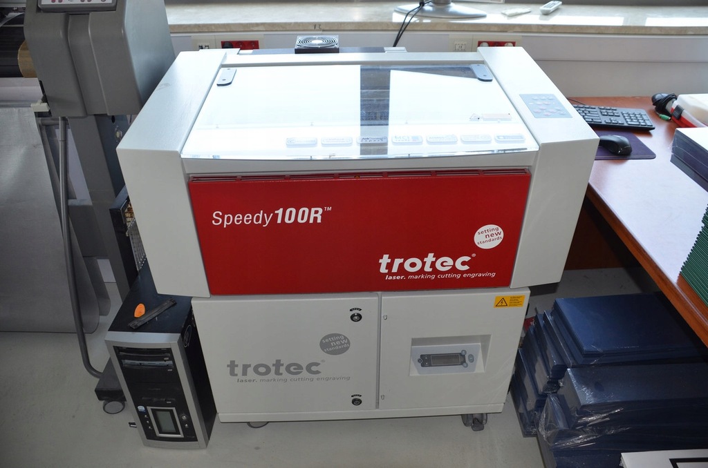 LASER TROTEC SPEEDY 100 R, 60 VAT - NOWA TUBA - 7996719208 - oficjalne  archiwum Allegro