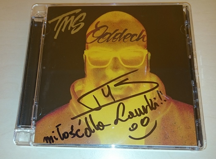 TMS Oddech z autografem