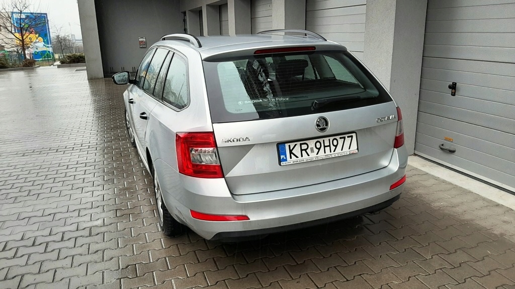 Купить SKODA OCTAVIA III Combi 1.6 TDI, 110 л.с., автосалон RP: отзывы, фото, характеристики в интерне-магазине Aredi.ru