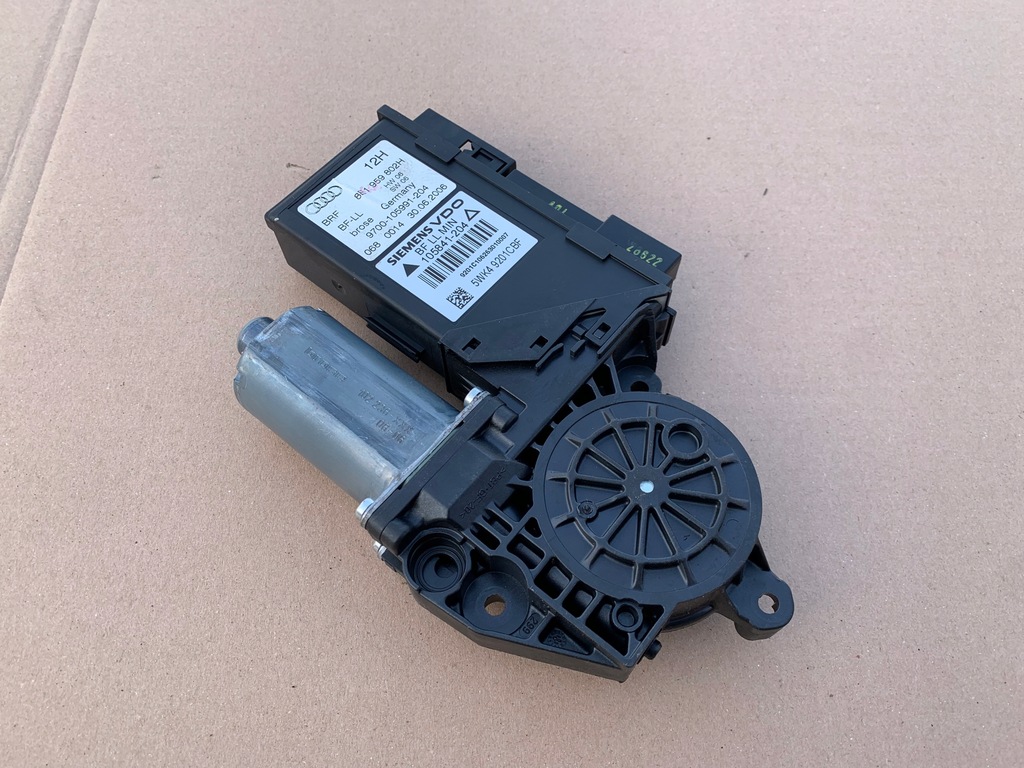 SILNICZEK SZYBY PRZÓD PRAWY AUDI A4 B6 B7 8E1959802H ORYGINAŁ SPRAWNY