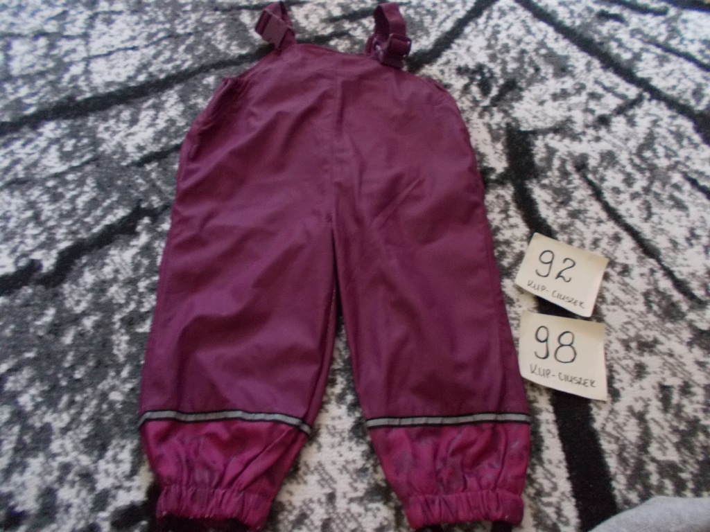 Spodnie narciarskie w rozmiarze 92/98
