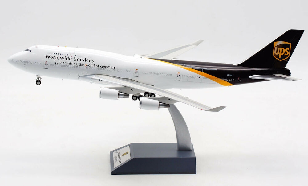Model samolotu Boeing 747-400 UPS UPS 1:200 MEGA