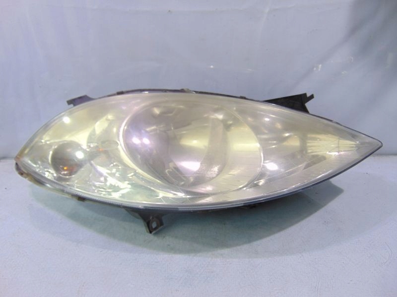 LAMPA PRAWY PRZÓD MERCEDES W169 EUROPA 8374424554