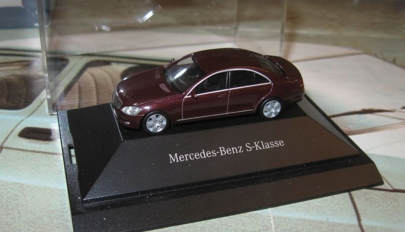 Mercedes S-Klasse W221 * Herpa