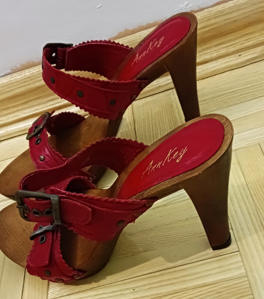 Ann Key sandały drewniaki chodaki skórzane czerwone z klamerkami 39
