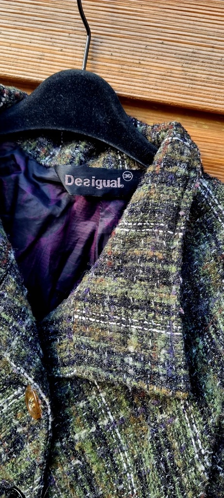 Płaszcz damski haftowany Desigual