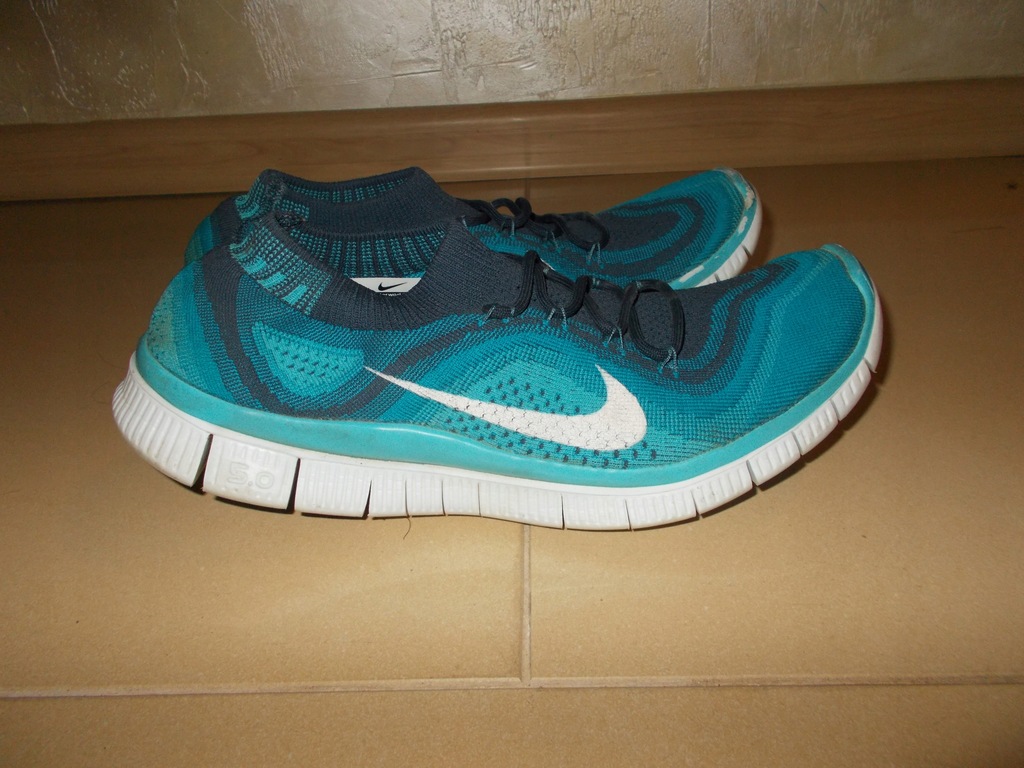 nike free flyknit plus